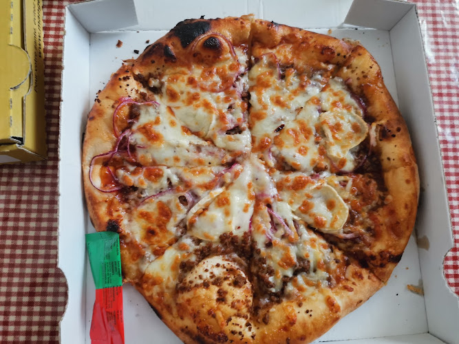 Andiamo Pizza Stains