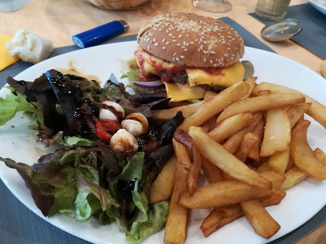 Chez Ma-no