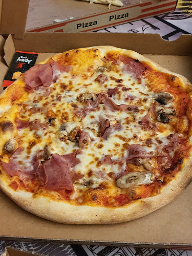 Dinapoli Pizza