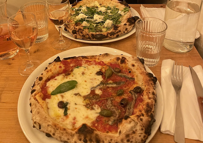 LA BELLA PIZZA