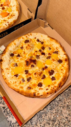 La Belle Pizza