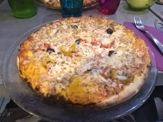 La Calypsia Montrouge PIZZA AU FEU DE BOIS