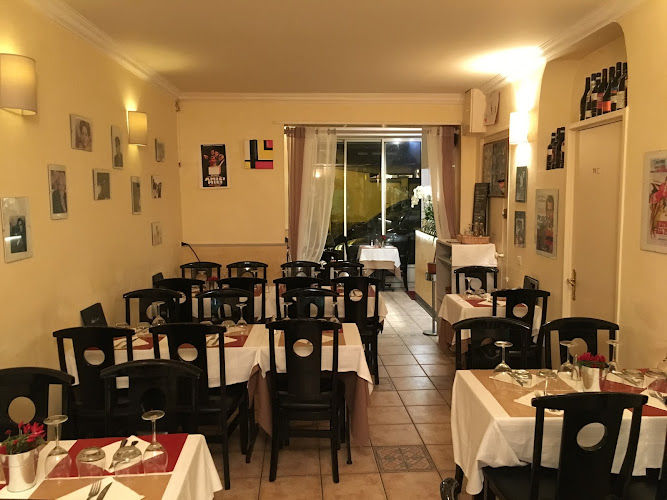 La Locandina di Napoli