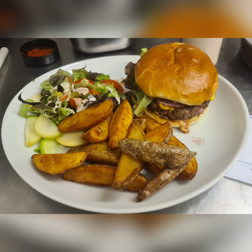 Le Douze Heures Restaurant