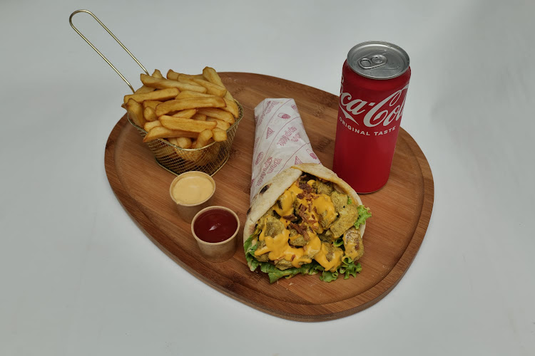 Milano Pizza Chicken Corner halal