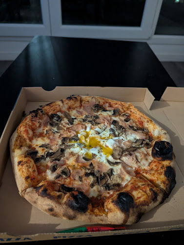 OTHIS PIZZA