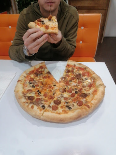 Pizza 2000