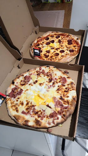 PIZZA C63 🍕🍔🍟🥤