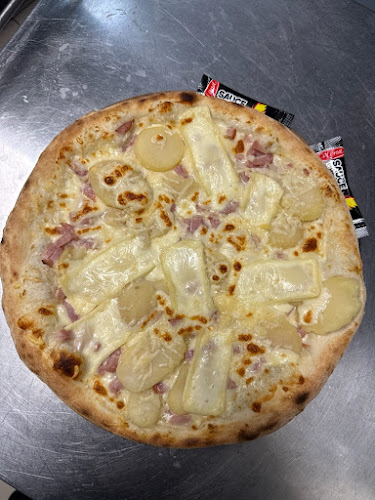 Pizza & chicken express