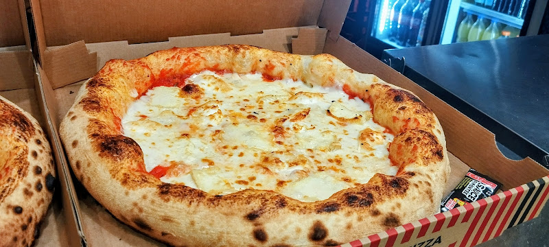 Pizza Maya