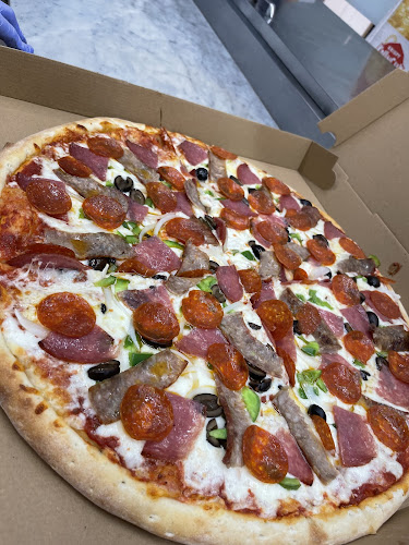 Roberto's Pizza