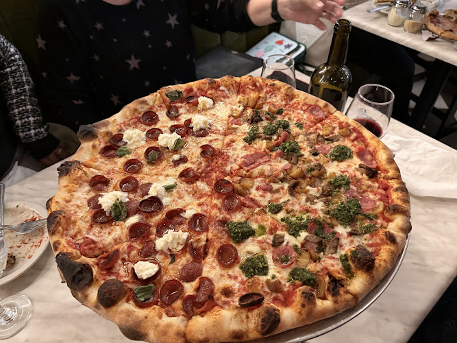 Santa Mozzarella Pizzeria Artesanal